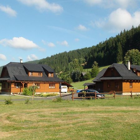 Valassky Dvur Velké Karlovice المظهر الخارجي الصورة